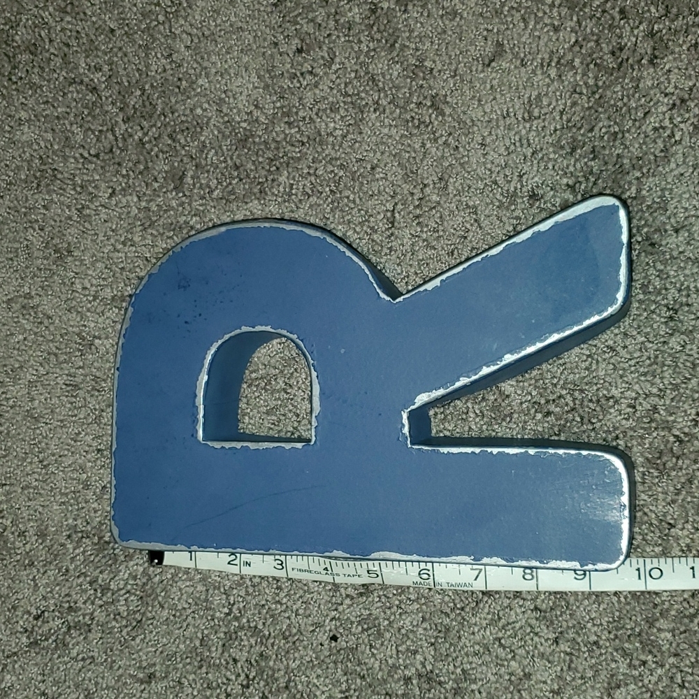 Tin "R" - Picture 1 of 4
